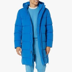 Amazon Essentials Men's Lightweight Hooded Puffer Coat